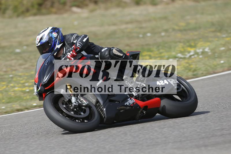 /37 09.08.2026  Pluess Motosport ADR/Freies Fahren/424